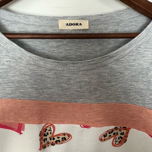 Leopard Heart Long Sleeve top - Picture 3 of 3